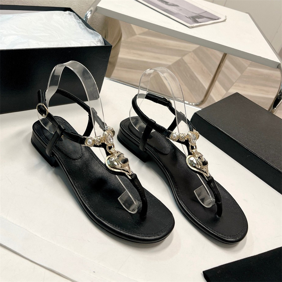 

Luxury Classic Beach Shoes Designer Channel Women Leather Sandals CC Logo Slippers Flip-Flops Outdoor Fashion Slide Woman Summer khd