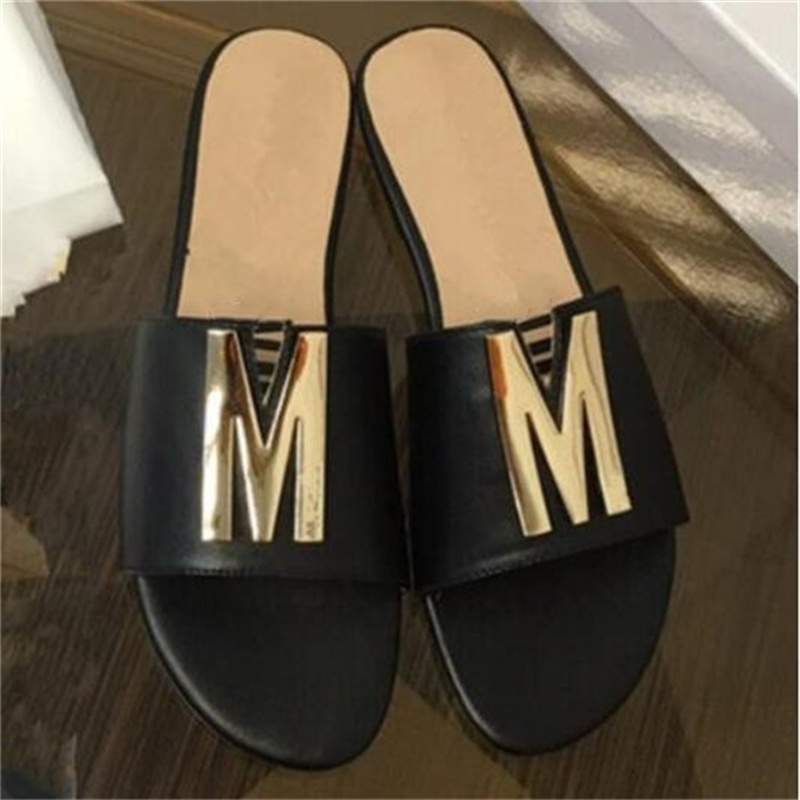 Sandales de luxe de styliste pour femmes, chaussures classiques en peau d'agneau, plates, à la mode, pantoufles à enfiler, Mules, été