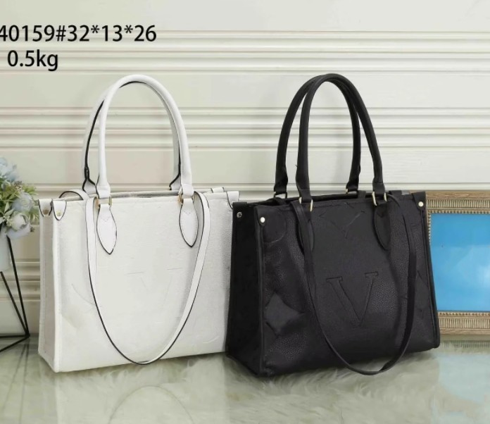 

Women Designer Shoulder bags Totes Handbags Embossed Flower ONTHEGO GM MM leather Shopping Handbag Purse Female backpack, White