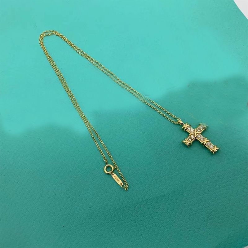 

Fashion brand T Crystal Pendant necklace for women's new products Luxury crystal cross Diamond necklace high quality 18k gold designer necklace jewelry