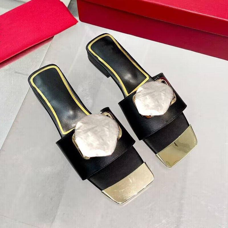 

Women open-toe flat shoes Summer fashion sandals Designer casual comfortable beautiful beach slippers
