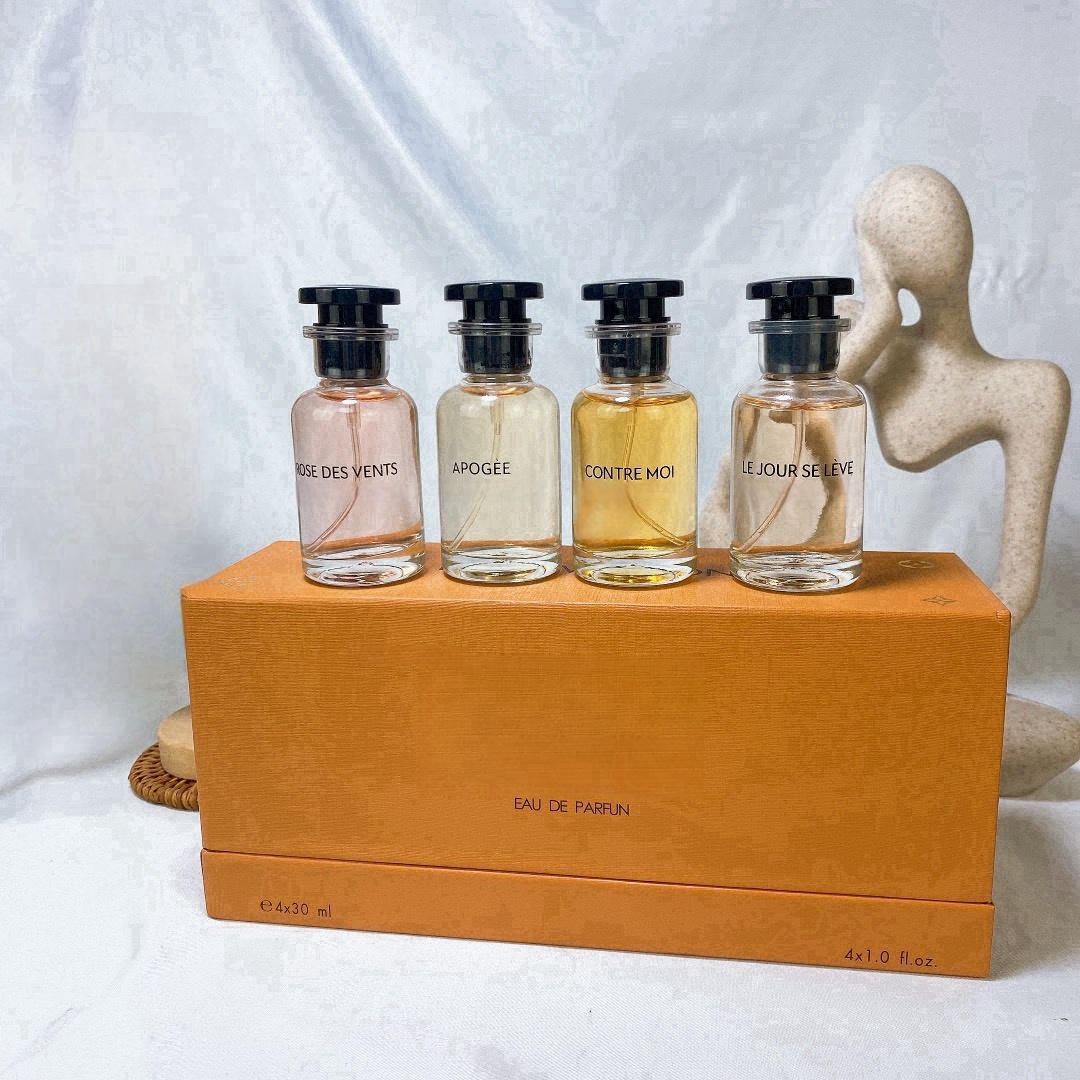 Women&#039;s perfume set 4 30ML with nozzle rose Apogee Contre Moi Le Jour se Lever lasting fragrance-image-824833672