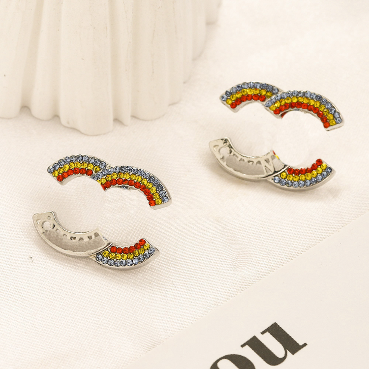 

Womens Gifts Stud Earrings Brand Logo Letter Earrings 2023 Stainless Steel Jewelry Family Love Earring Designer 925 Silver Jewelry Wholesale