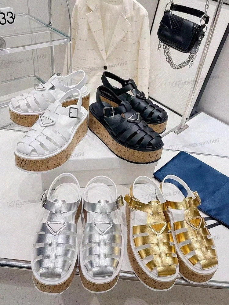 

Designer Woman Sandals slide Monolith Rubber Sandal Slippers Platforms Luxury Summer Buckle Strap Patent Leather Slides Classics Wide S5GSu#