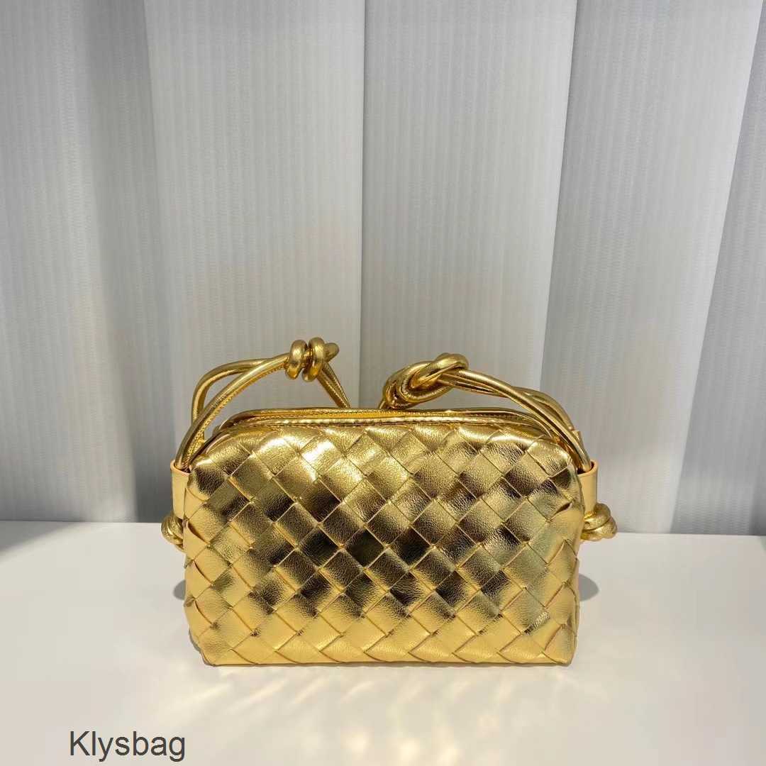 

Fashion Cross-body Venetas Loop Woman Bottegas Women Cloud Cow Leather Bags Knot One-shoulder Designer Small Square 2023 Bag Ia9s, Claret