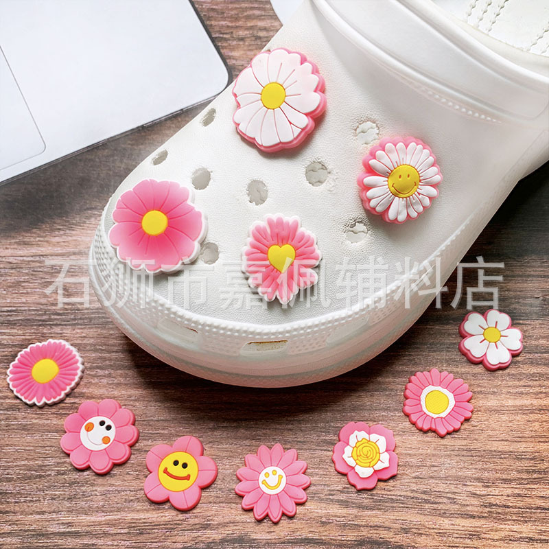 

Anime charms wholesale childhood memories pink daisy funny gift cartoon charms shoe accessories pvc decoration buckle soft rubber clog charms, Equally mixed colors
