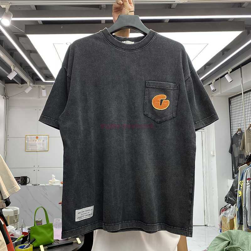 

Fashion Designer Clothing Tees Rock Tshirt Galleryes Depts Pocket Flocking Embroidered Back Gradient Letters Old Men's Women's Loose T-shirt Sportswear 23ss, Apricot