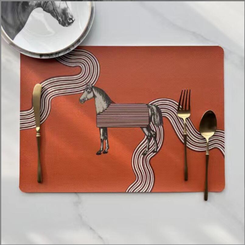 

Placemats, Leather Placemats Set of 6, Heat Resistant Table Mats, Non-Slip Stain Resistant Kitchen Table Place Mats, PU Dining Place Mats Waterproof Wipeable