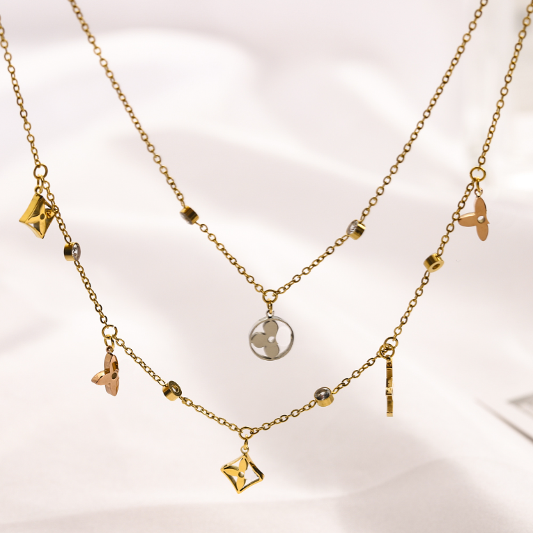 

2023 Gold Pendant Necklaces 18K Gold Chain Letter Choker Luxury Love Jewelry Wedding Party Gifts Necklace Wholesale New Style Necklace Wholesale