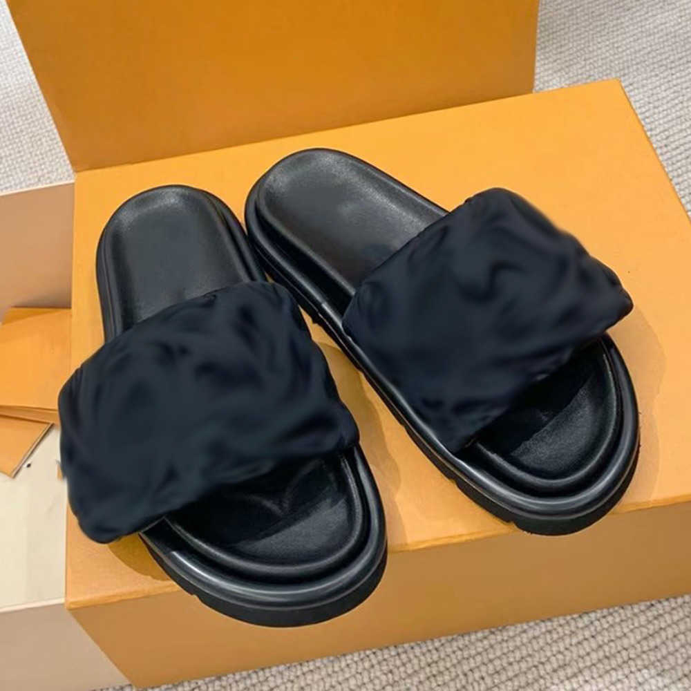 

Man Woman Pool Slides Flat Mules Designer Sandals Rubber Pillow Outsole Soft Comfortable Print Slippers Fashion Vintage Size 35-45 NO356, 2;navy blue