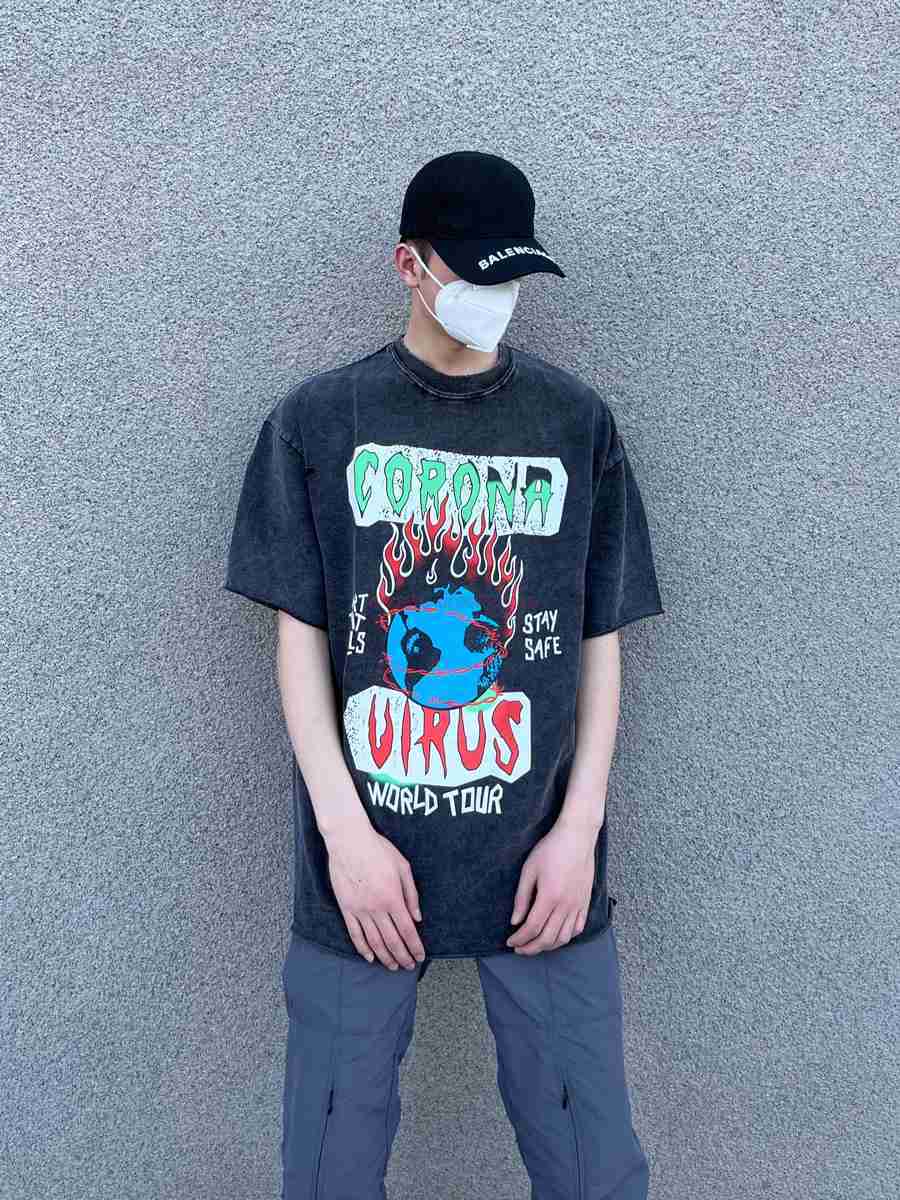 

Fashion Designer Clothing Tees Rock Tshirt High Quality Galleryes Depts Atk Worn Hole Flame Earth Print Gd Short Sleeve T-shirt Men's Streetwear Hip hop TShirts, Cave damage - retro white