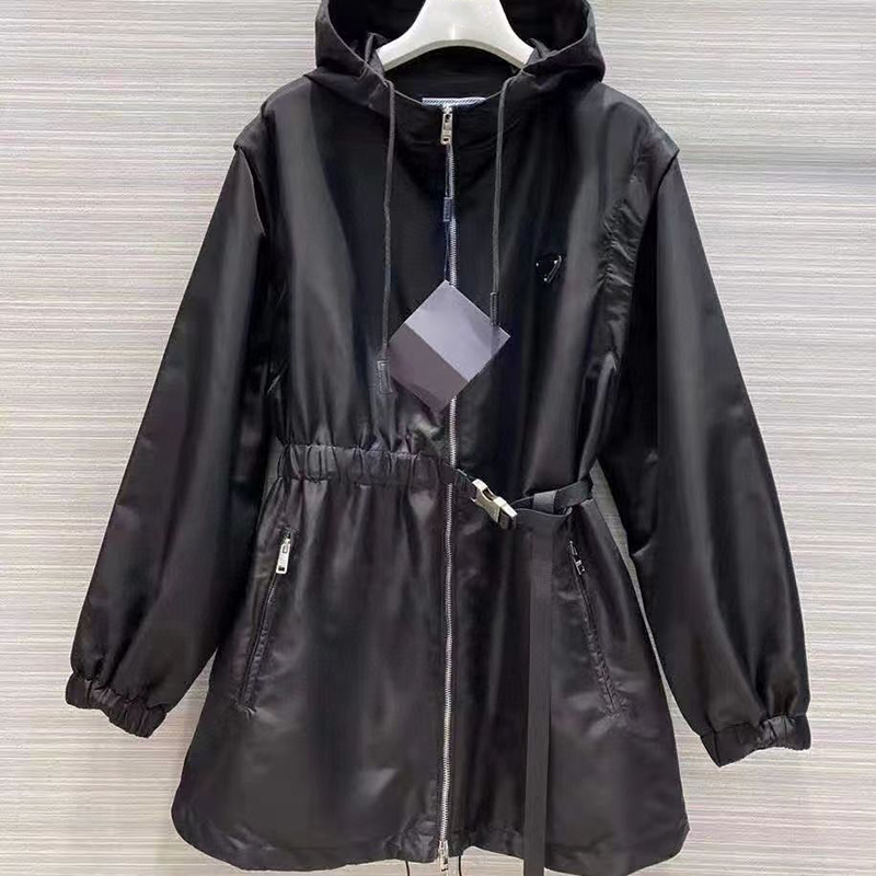

Designer's new jacket women's hooded coat sleeves detachable have texture black and white