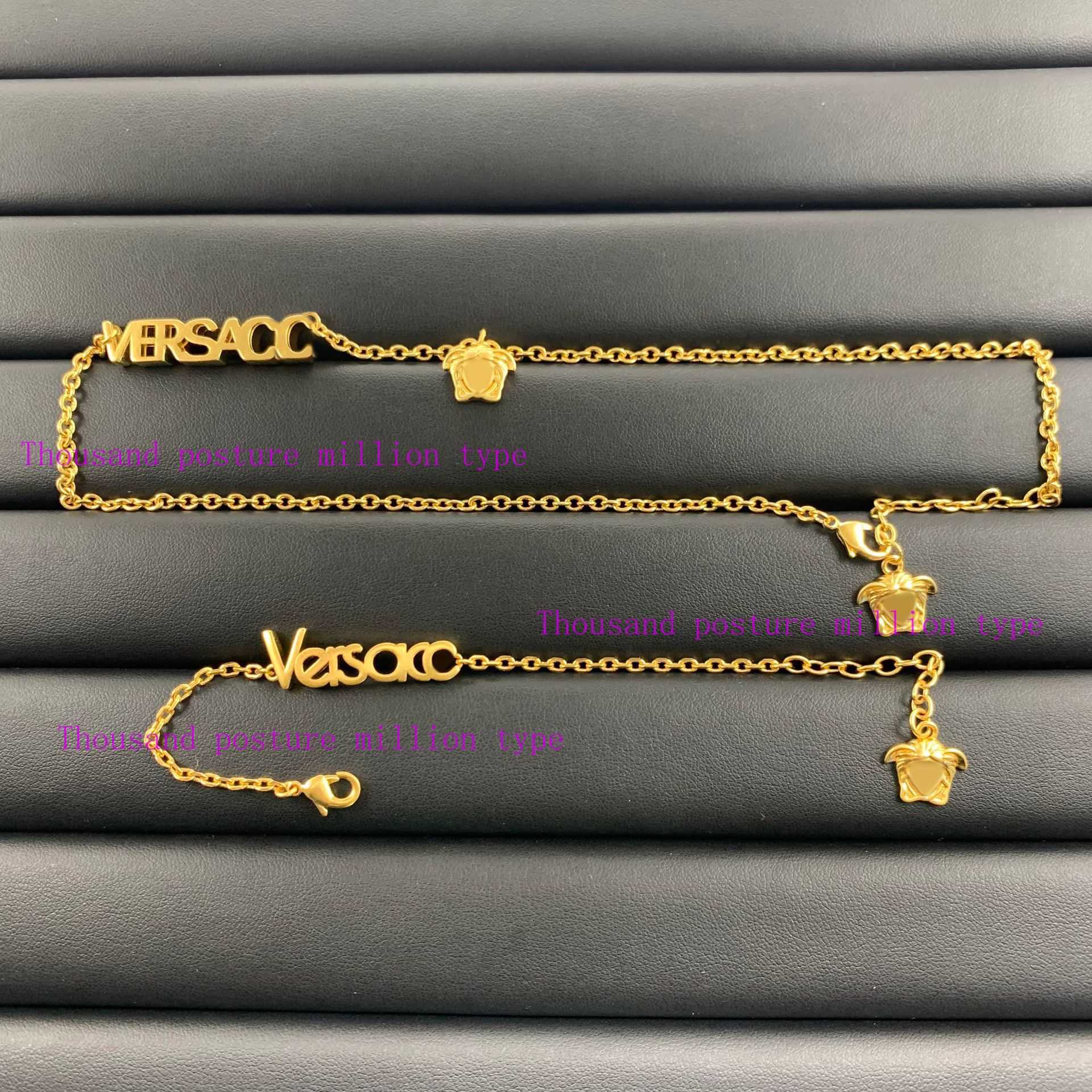 

Fan Family Set New Letter Medusa Necklace Bracelet Fine Chain Temperament Personalized Simple Jewelry