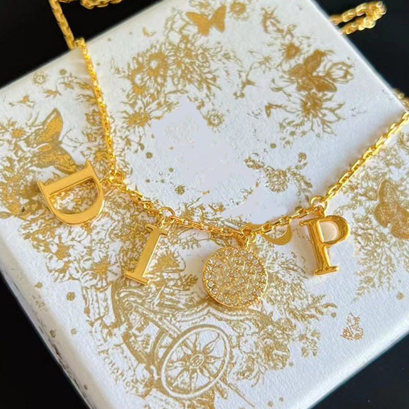 

Luxury Designer Gold Necklace Womens Stainless Steel Fashion Zircon Necklace Birthday Gift Wholesale