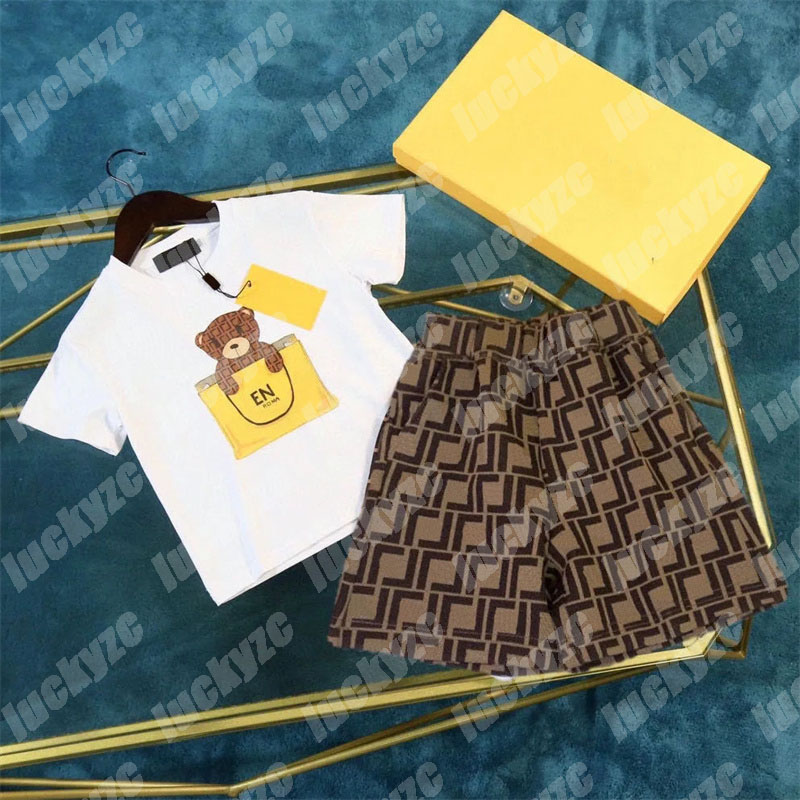 

Kids Luxury Designer Clothing Sets Baby Fashion Short Sleeve T-shirt Pants Children Classic Letter F Clothes Set Boys Girls Tracksuits Black White Two Piece