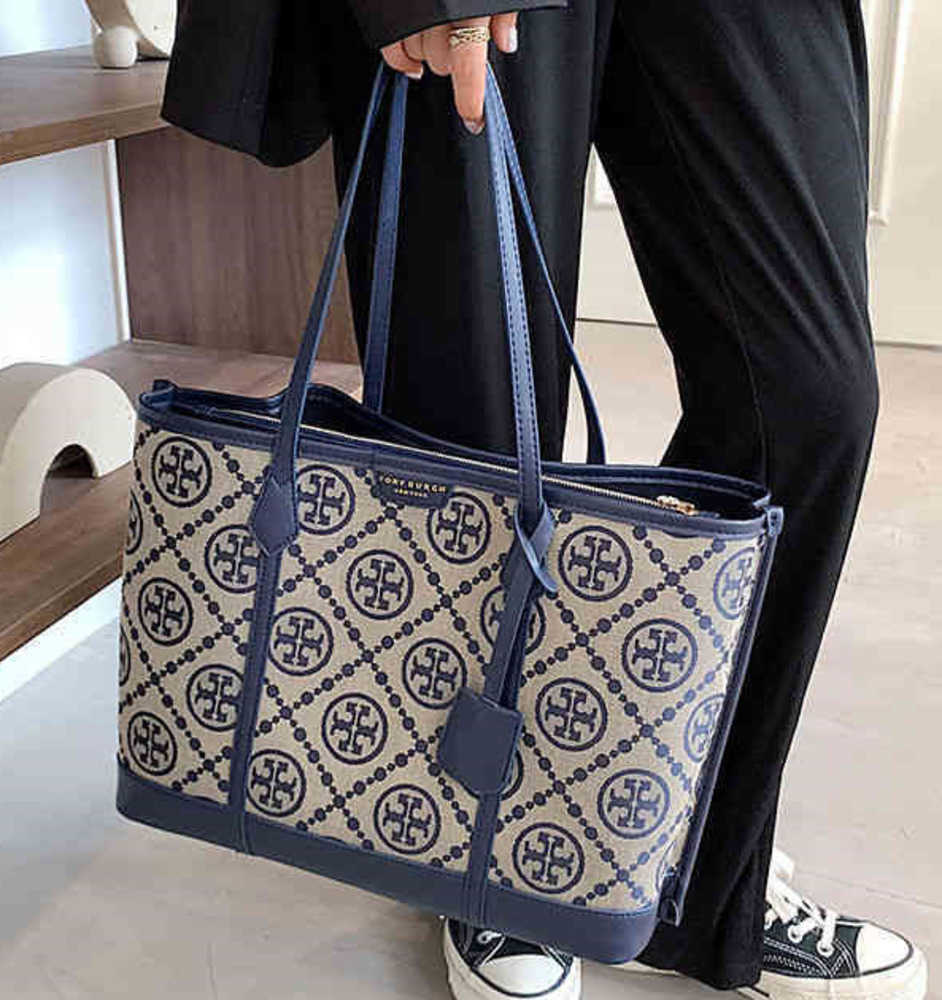 

Designer bag womens new 2023 Explosive models Handbags Net same big and Printed diagonal shopping trend, Picture color