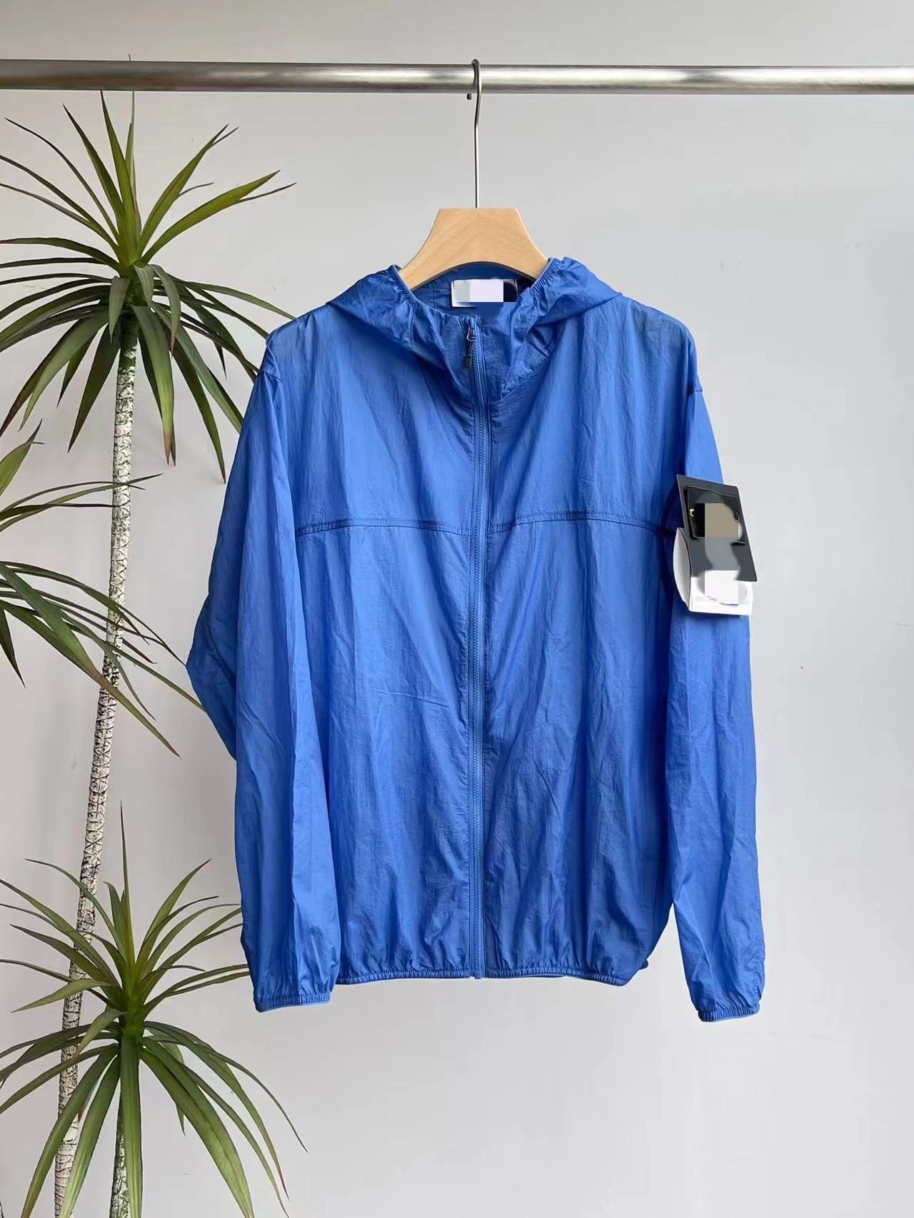 

Designer Pocket Jackets Stone Jacket Long Sleeve Zipper Badges Men Company Casual Coat Windbreaker Embrodiery Mens Shirts Coats Cp Island 2, Red