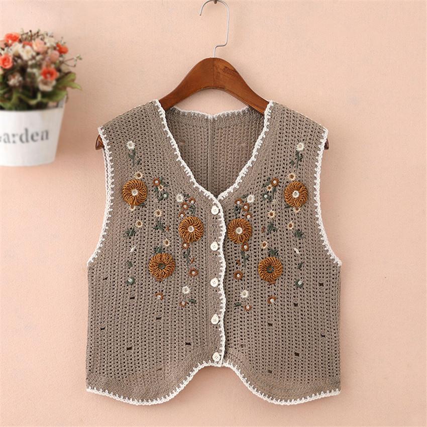 

Vests Mori Girl Vintage Floral Embroidery Vest Women Single Breasted Knitted Sweater Vest Female Crop Top Chalecos Para Mujer 2022, Beige white