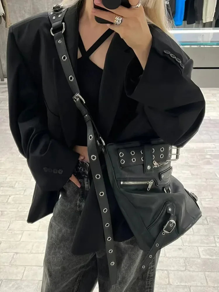 Bags Y2K Women Evening Streetwear aruku Vintage Gotic Black Purse andbags Messenger Soulder Motorcycle Bucket Tote Crossbody 231128 M260805