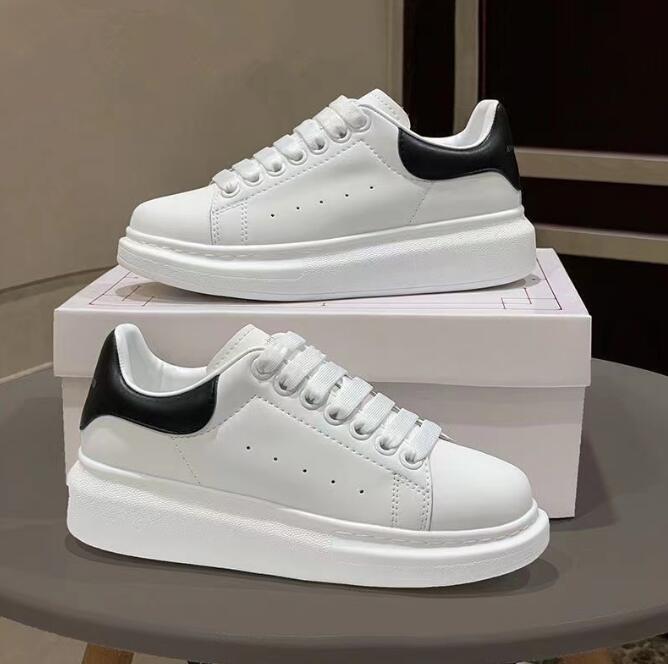 

Fashion brand large casual shoes white black leather luxurious velvet suede women's designer sports shoes men's and women's flat shoes, lace up flat sports shoelace box, 17
