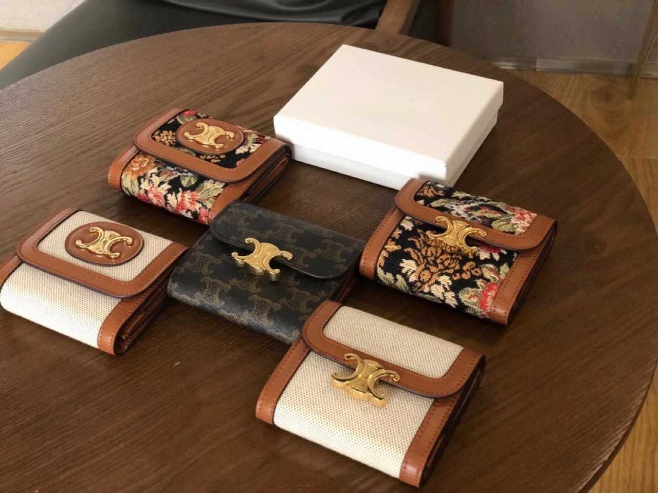 

Clutch Bags Cycling Caps Masks 20 new cowhide women's short 30% off Arc de Triomphe clasp classic flower card bag color contrast wallet small, Green