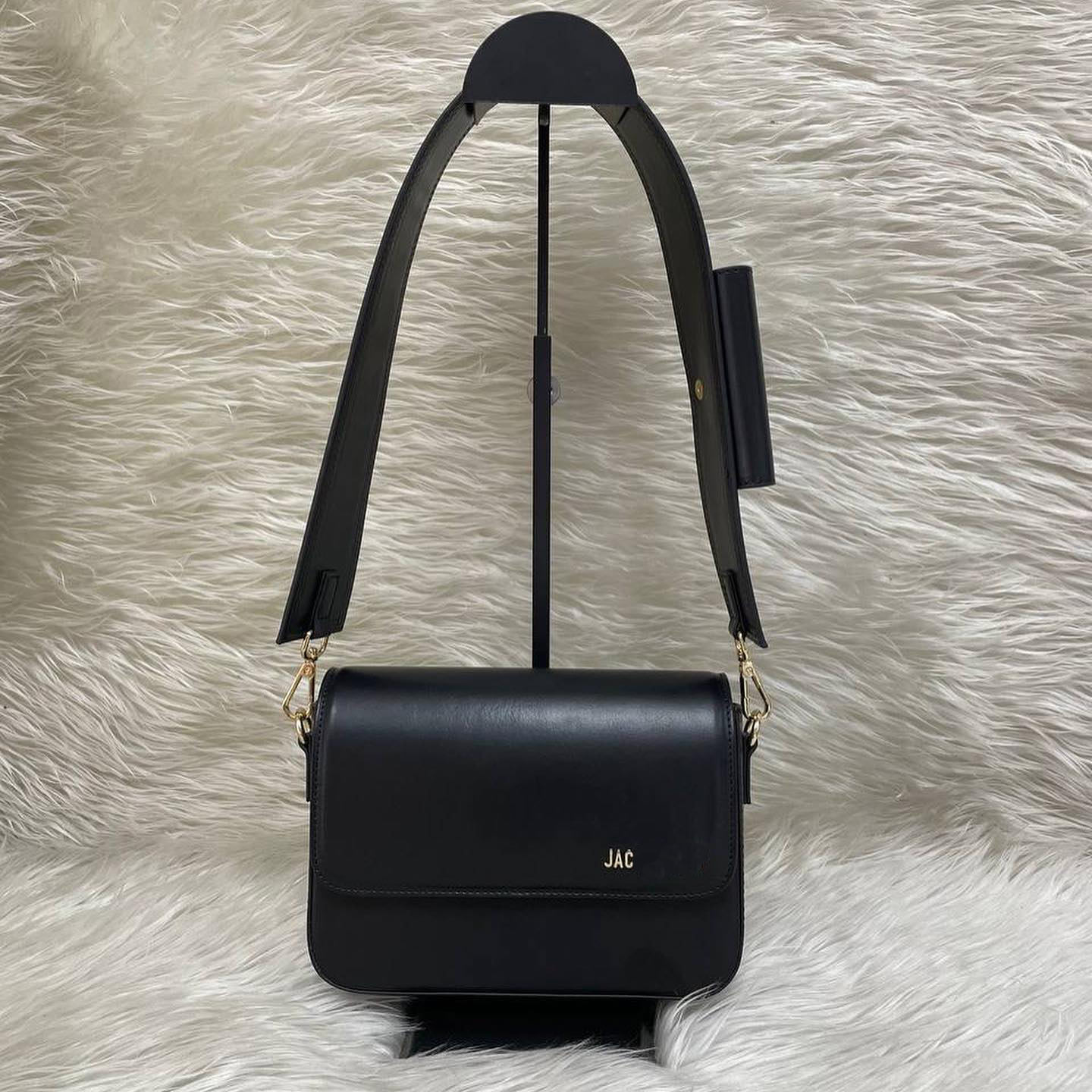 

Designer jacquem Le Ciuciu Hobo bags Womens Luxury handbags Shoulder clutch crossbody totes bag baguette mens Genuine leather flap gym messenger envelope lady Bag, Orange