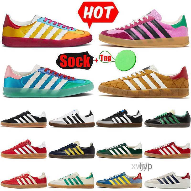 

2023 Originals Running Shoes Men Women Fashion Black White Gum Mens Pink Velvet Trainers Platform Sports Sneakers Jogging Walking Size 36-45, 10