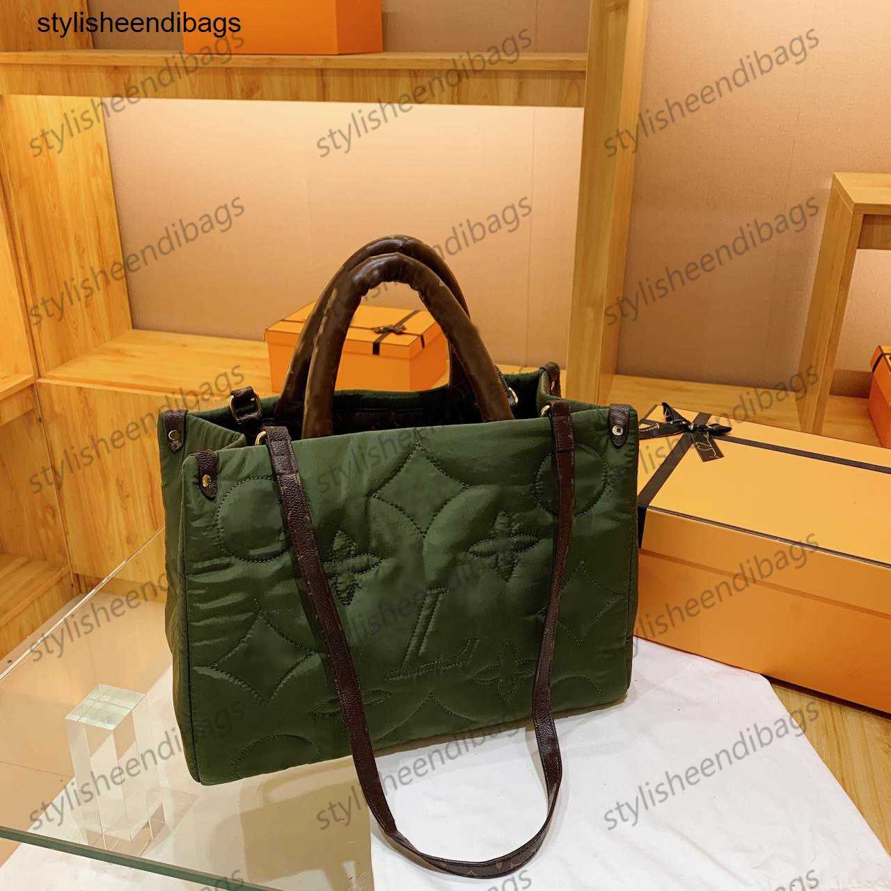 

Designer Bag ON THE GO Fashion Tote Bag Shoulder Cross Body Bags Embossed Leather Women Flower Print Ladies Luxury Shopping Purse Handbags Stylisheendibags, Green_with logo