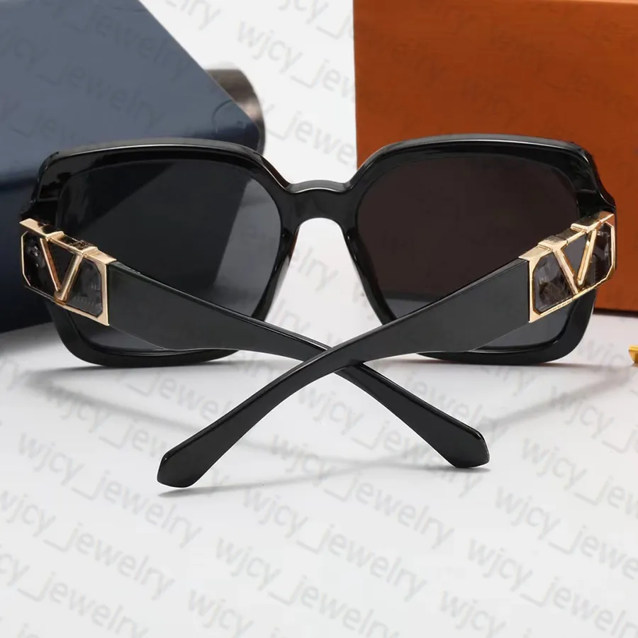 Fashion Sunglasses Summer Beach Glasses Full Frame Letter Design Mens Women 5 Color Letter logo v Good Quality