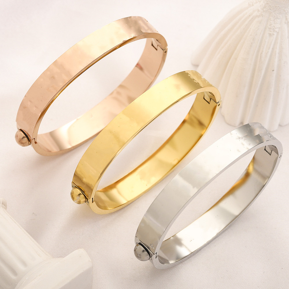 luxury Classic screwdriver bracelet Fashion unisex cuff bracelet 316L stainless steel plated 18K gold jewelry Valentine's Day gift designer