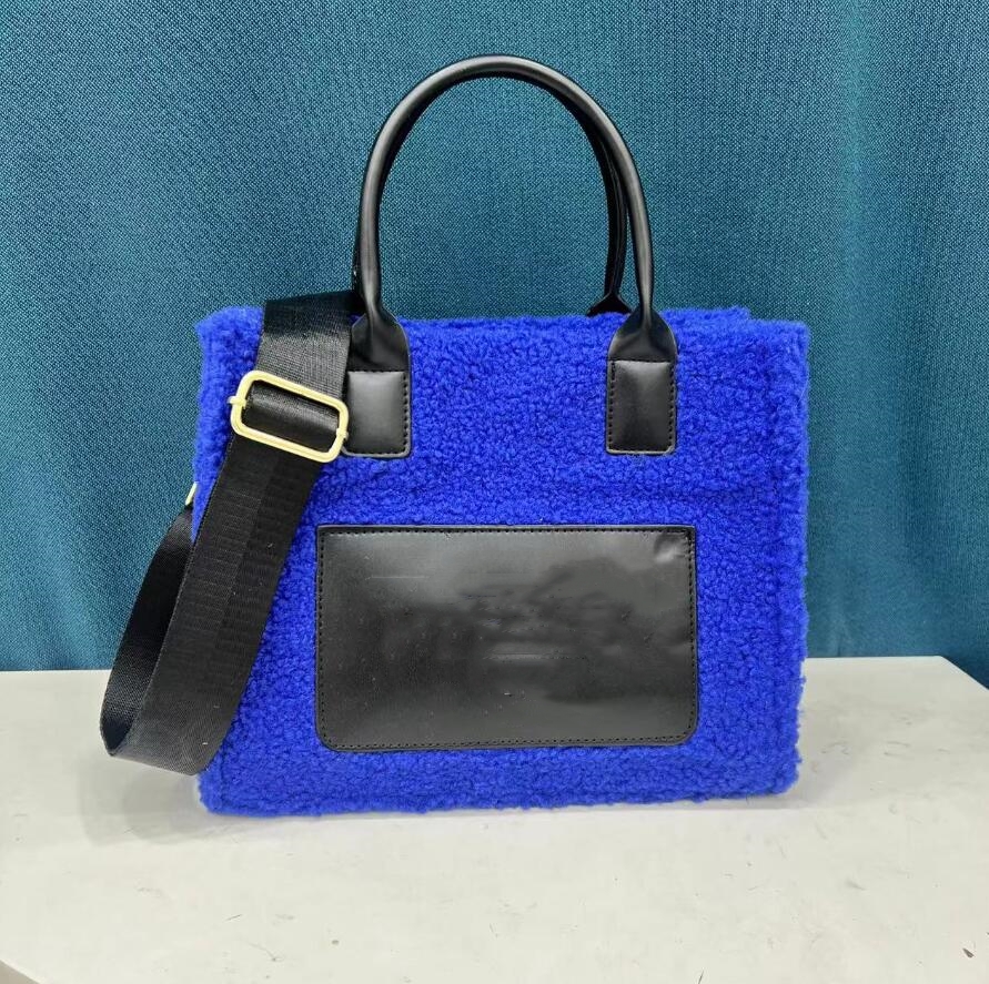 2024 Hiver Femmes Designer Couleur Patchwork Tosla Street Audry Sac à bandoulière en cuir Fibre Sac fourre-tout Noir Blanc Rose Sac à bandoulière