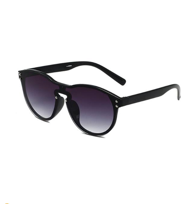 

OOA Valentinoity Sunglasses Luxury Polarized Sunglass Personality Uv Resistant Popular Goggle for Eyeglasses Frame Vintage Metal Sun AAFAFA