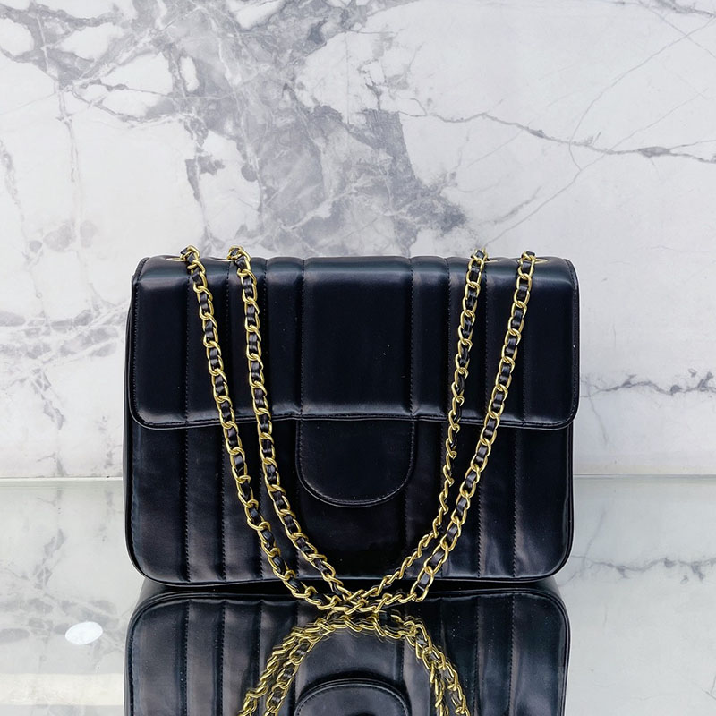 

CC Bags Luxury Brand Shoulder Bags French Womens 1994 Vinatge Jumbo Black Bags Vertical Stripes Classic Flap Gold Metal Matelasse Chain Cros, Box