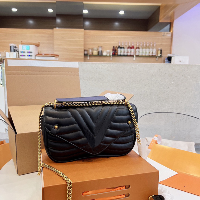 Woman Designer Bag Twill Wave Shoulder Bags Lady Chain Luxury Handbags Women Fashion Handbag Clutch