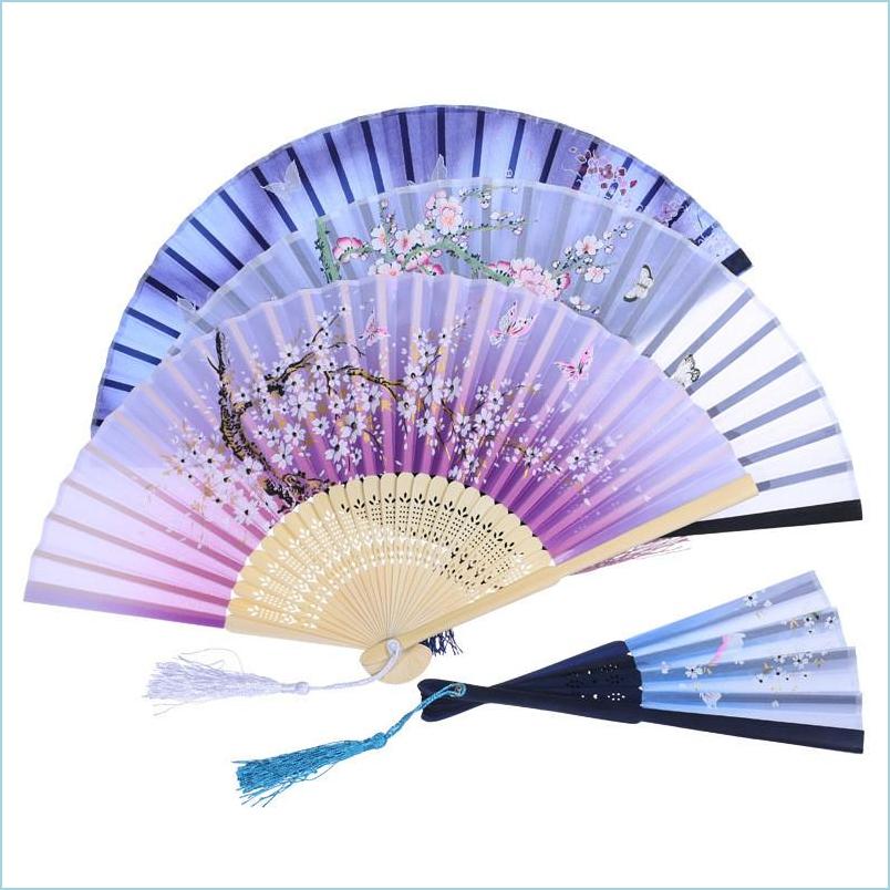 

Party Favor Chinese Silk Fabric Folding Fan Women Hand Held Bamboo Fans Japanese Style Wedding Gift Decration Drop Delivery Home Gar Dhxpz
