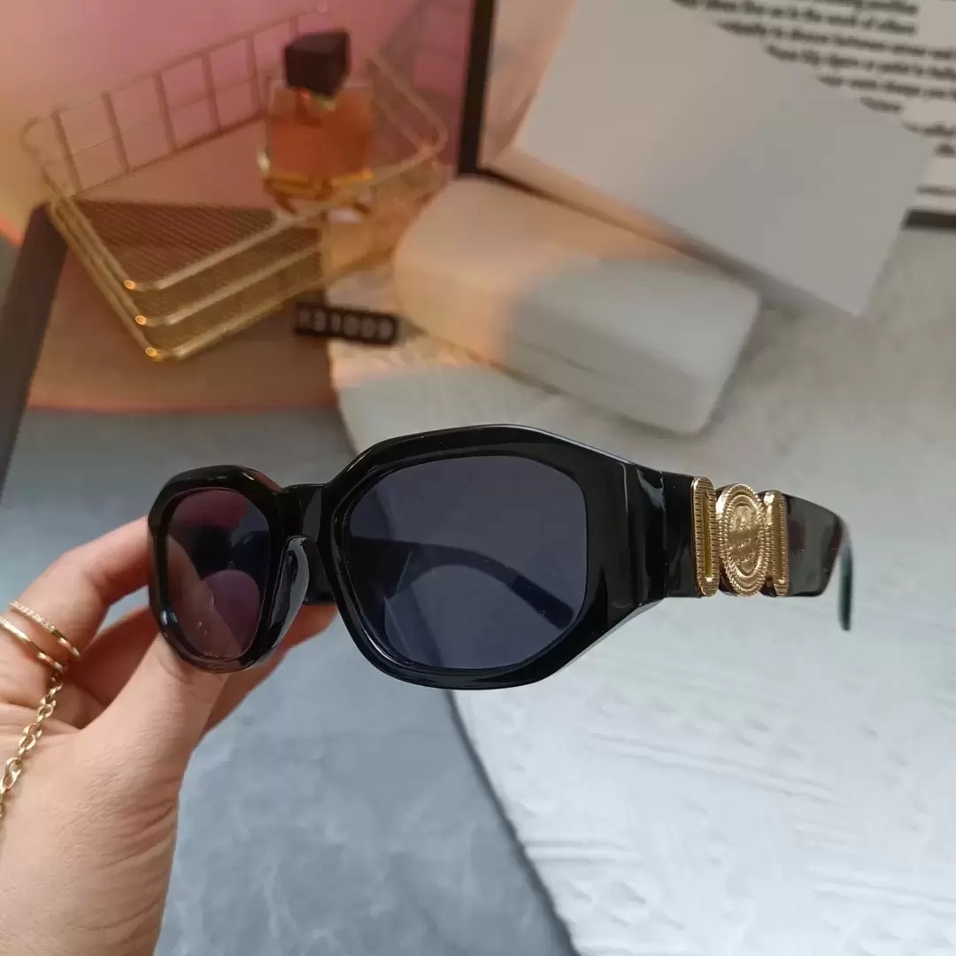 

Luxury Sunglasses For Man Woman Unisex Designer Goggle Beach Sun Glasses Retro Small Frame Luxury Design UV400 With Box 4361