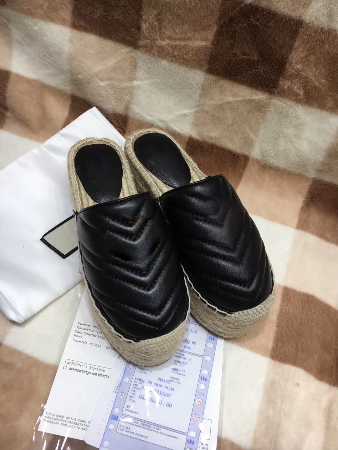 

Classic Mini slipper Thick bottom Button Suede Sheepskin Wool Blend Comfort Fall New fisherman slippers Imported sheepskin face sheepskin lining rubber size 35-41