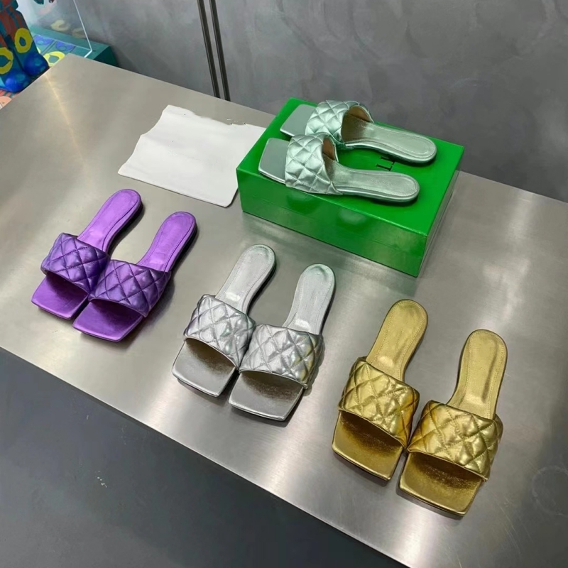 

Flat slippers Beach slipper Classic Sandal designer Womens leather semi slippers Barefoot shoes Skateboarding womens shoes Lazy sandals Sexy delicate shoe 35-41, Gold