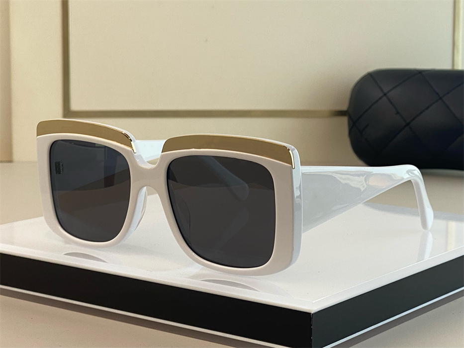 

sunglasses For Men and Women Summer style Anti-Ultraviolet Retro Plate Square Full frame fashion Random Box 9331