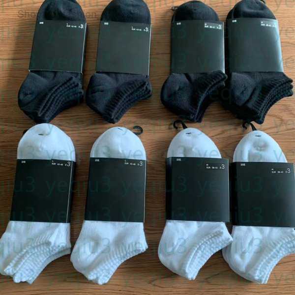 

Mens Socks Women High Quality Cotton All-match Classic Ankle Letter Breathable Black and White Football Basketball Sports Sock Wholesale 6 0MQ0