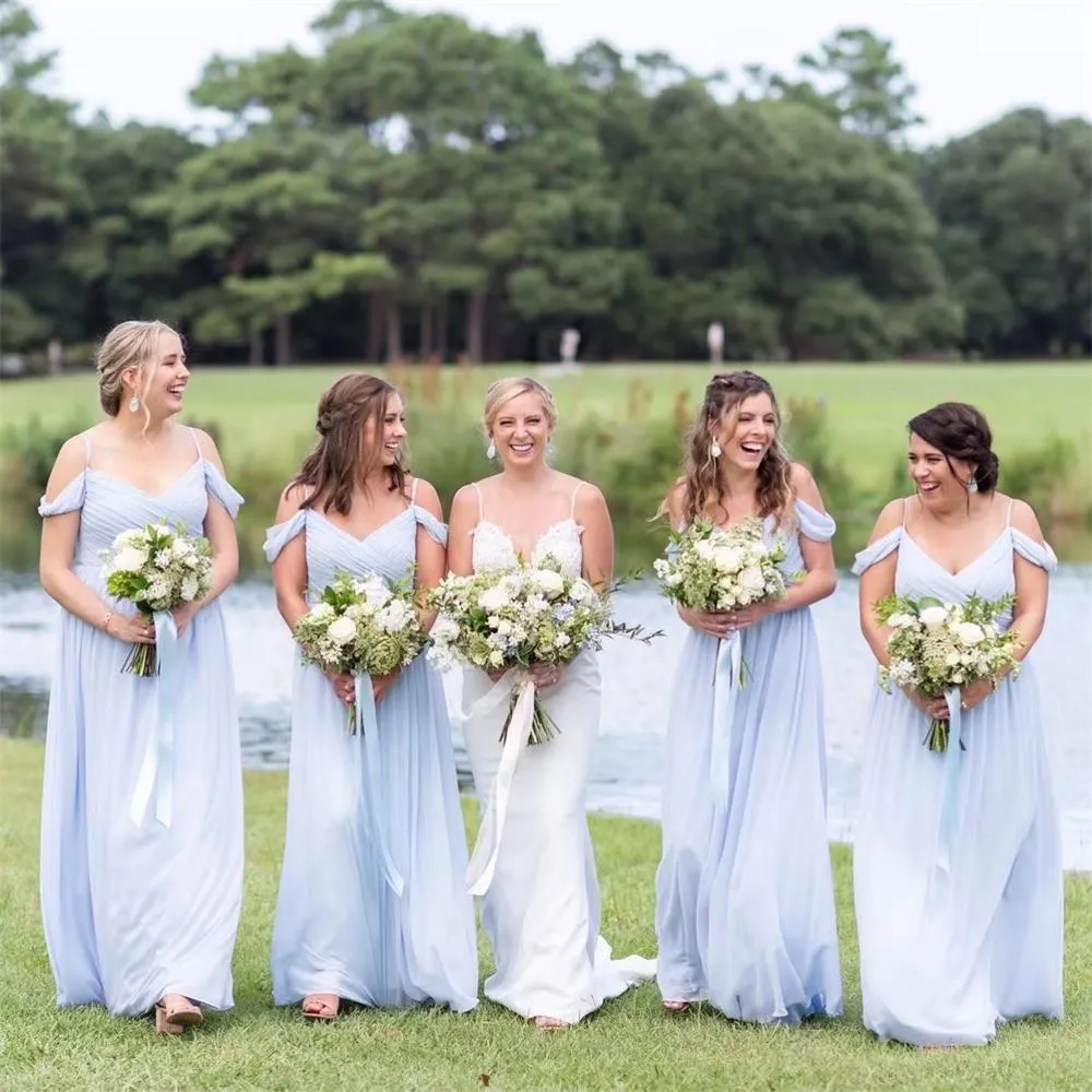 

2023 Light Blue Bridesmaid Dresses Off the Shoulder Spaghetti Straps A Line Floor Length Ruched Sleeveless Custom Made Plus Size Maid of Honor Gowns