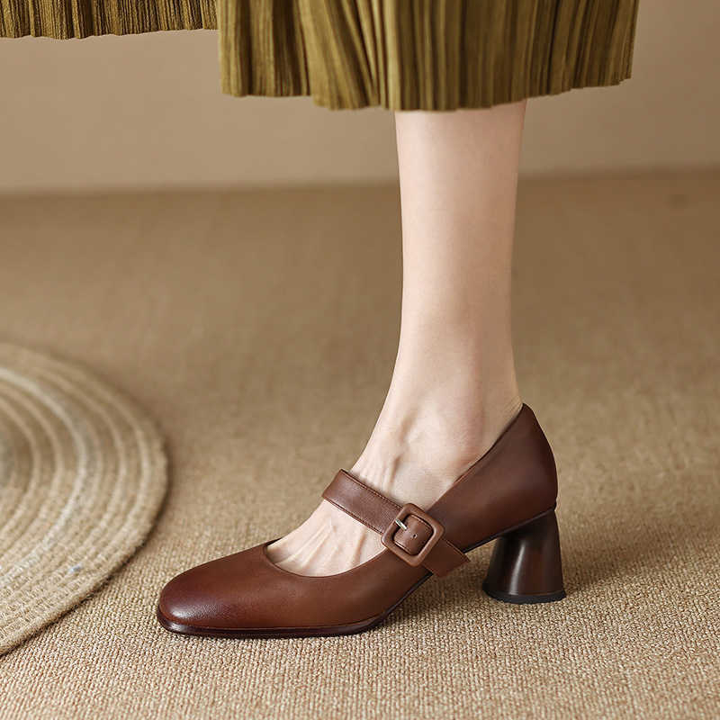 

The first layer of cow leather textured single shoes spring and summer new style French thick heels Mary Jane women's shoes flat buckled high heels, Black