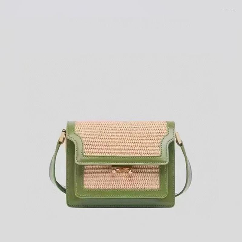 

Evening Bags 2023 Spring Summer Fashion Straw Leather Patchwork Bag Handheld Woven Shoulder Small Square Organ Ruffed Flap Pillow, White