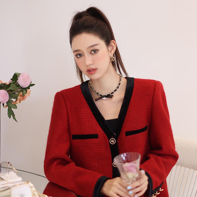 

Women' Jackets Red Color Vintage Fashion Formal Winter Coat Women V-NECK Woolen Tweed Pockets Lady Casual Clothing Blusas