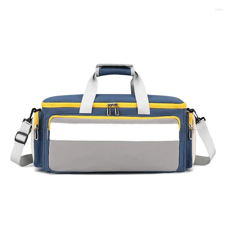 

Outdoor Bags Large Capacity Gym Protable Women's Sports Fitness Handbag Men's Travel Training Backpack Multifunction Waterproof Yoga, M red