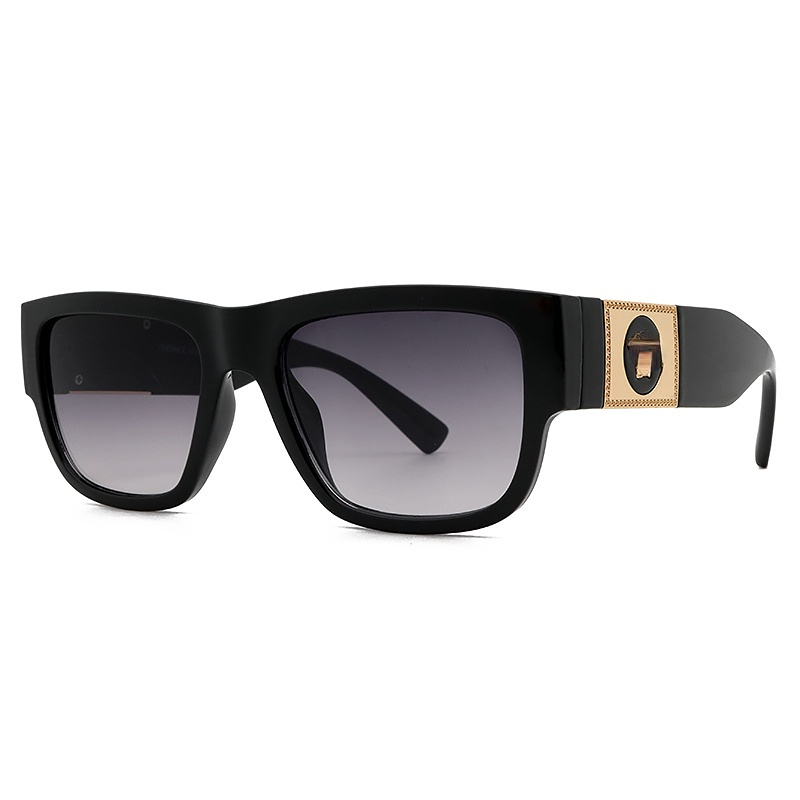 

New European and American Fashion Small Frame Square Sunglasses Men's and Women's Sunglasses Wholesale