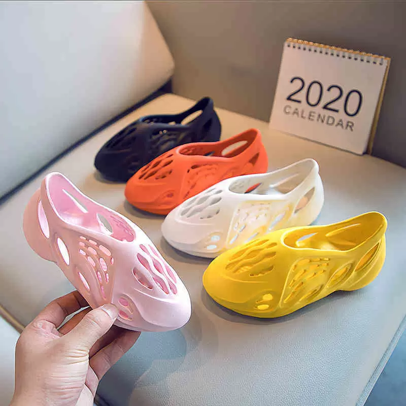 

2023 Girls Fashion Beach Boys Summer Sandals Baby Toddler Little Big Kids Slip-On Foam Children Lightweight Closed Toe Shoes