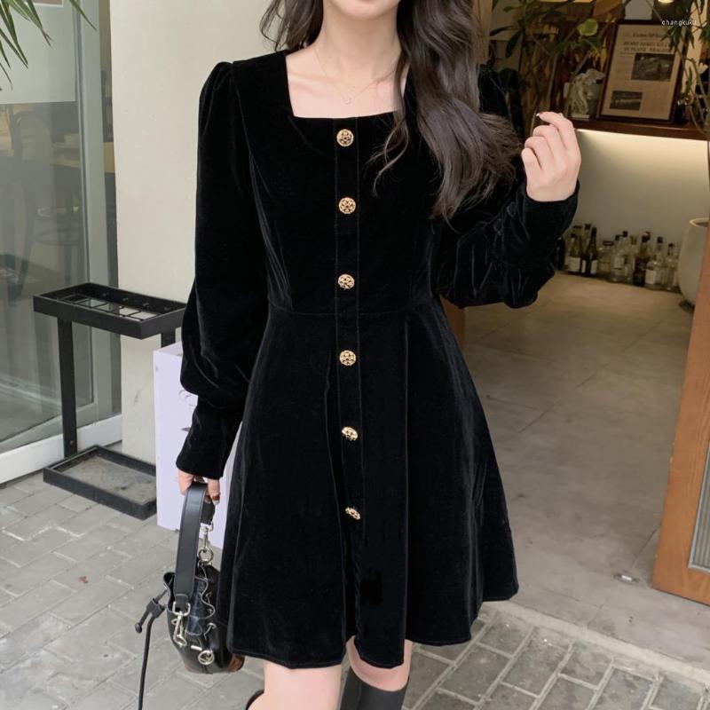 

Casual Dresses Hepburn Atmosphere Quality Of Fund 2023 Autumn Winters Velvet The Woman Brought Waist Is A Little Black Skirt Dress