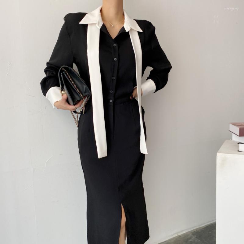 

Casual Dresses SuperAen Korea's Classic Black And White Contrasting Slim Dress Turn-down Collar Buttons Up Long