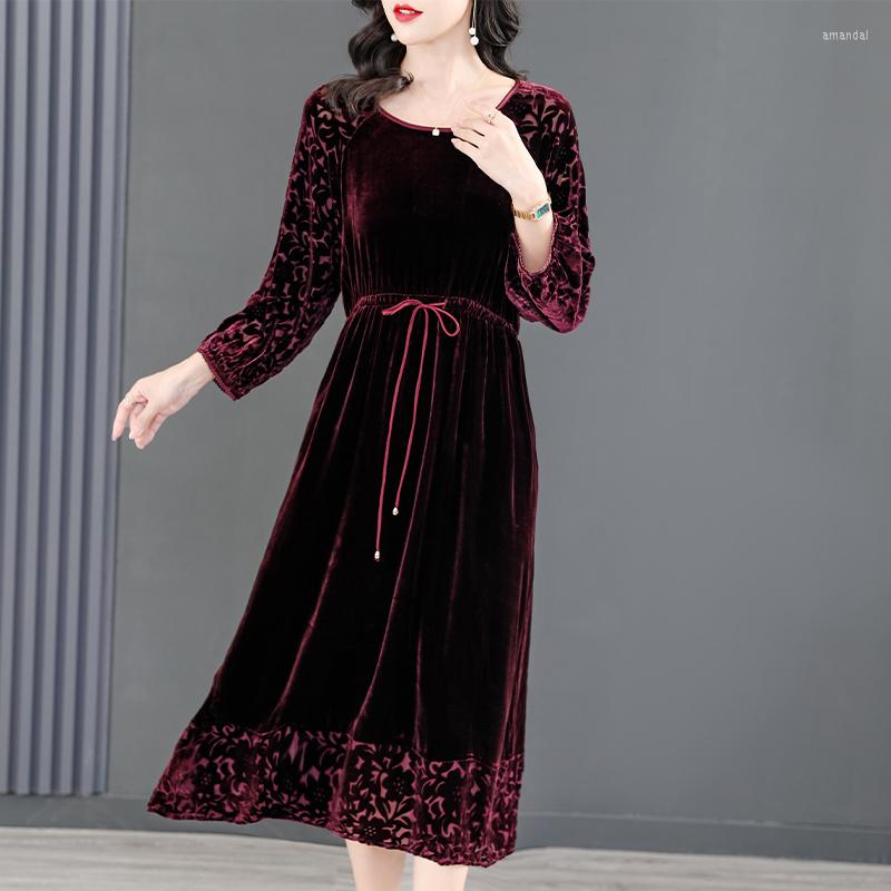 

Casual Dresses Korean Vintage Gold Velvet Spring And Autumn 2023 Women's Temperament Fashion Printing Claret Flower Long Dress For Women, Black